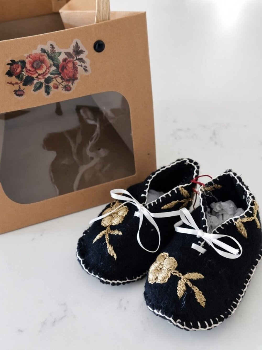 NEW Handmade Wool Soft Sole Baby Girl Shoes Booties 6 months Black Embroidered